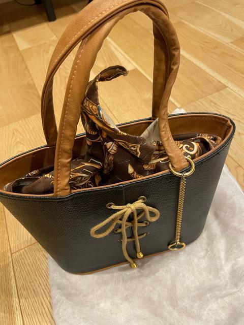 オシャレデザイン ハンドバッグ 黒 < 女性ファッション  オシャレデザイン ハンドバッグ 黒 < 女性ファッションの