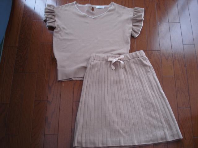 ★フェルウ Feroux かわいい半袖ニットセットアップ★着用1度!値下げ!最終出品! < ブランド ★フェルウ Feroux かわいい半袖ニットセットアップ★着用1度!値下げ!最終出品! < ブランドの