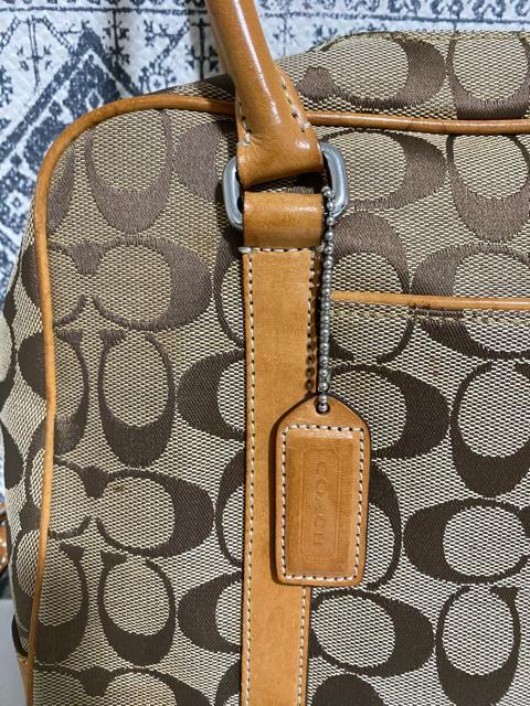 【美品】COACH コーチ シグネチャー トートバッグ ハンドバッグ 肩掛け < ブランド  【美品】COACH コーチ シグネチャー トートバッグ ハンドバッグ 肩掛け < ブランドの