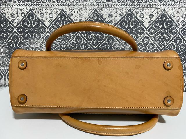【美品】COACH コーチ シグネチャー トートバッグ ハンドバッグ 肩掛け < ブランド  【美品】COACH コーチ シグネチャー トートバッグ ハンドバッグ 肩掛け < ブランドの