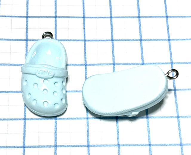 836 水色のクロックス 1個 靴 スリッパ 樹脂パーツ アクセサリーチャーム < ペット/手芸/園芸 836 水色のクロックス 1個 靴 スリッパ 樹脂パーツ アクセサリーチャーム < ペット/手芸/園芸の