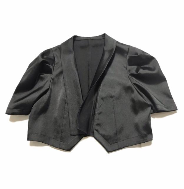 サテンショートジャケット〓肩が出るドレスに!黒(M)新品〓 < 女性ファッション サテンショートジャケット〓肩が出るドレスに!黒(M)新品〓 < 女性ファッションの