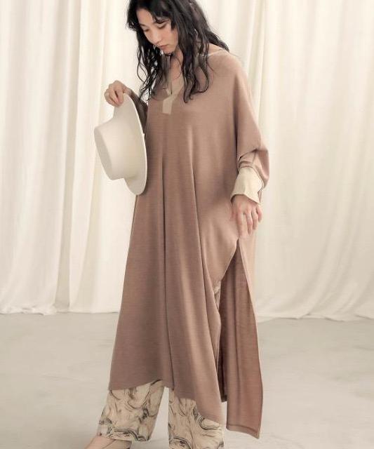 ブージュルードB a bサテン切り替え素敵スリットワンピ新品 < ブランド ブージュルードB a bサテン切り替え素敵スリットワンピ新品 < ブランドの