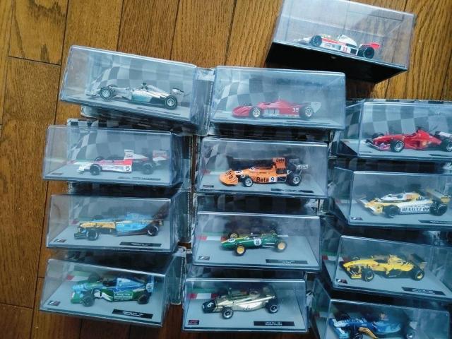 DeAGOSTINI F1 }VRNV 1/43 17  RNV AeB[N ͌^ ~jJ[  zr[ 