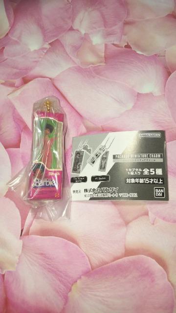 Barbie65パッケージミニチュアチャームアフリカンアメリカンバービーガチャガチャガシャポンカプセルトイ < ホビー  Barbie65パッケージミニチュアチャームアフリカンアメリカンバービーガチャガチャガシャポンカプセルトイ  < ホビーの