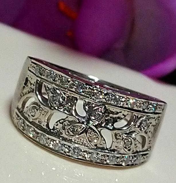 VRDiamondOILI_CcY(*^^*)