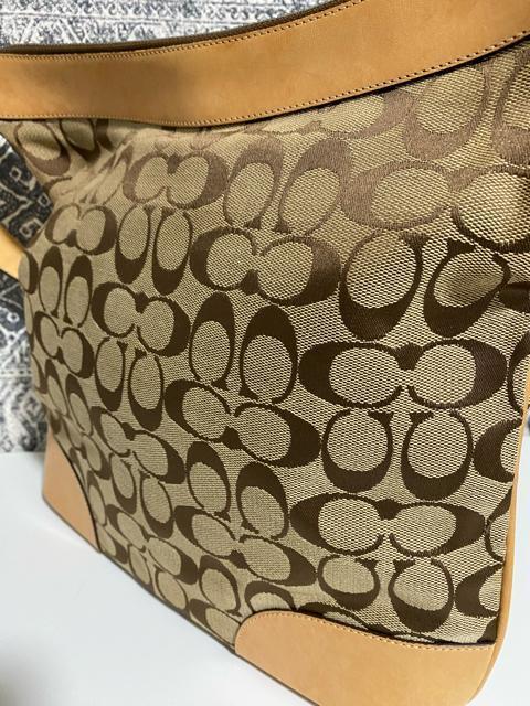 【美品】COACH コーチ シグネチャー キャンバス ショルダーバッグ ブラウン < ブランド  【美品】COACH コーチ シグネチャー キャンバス ショルダーバッグ ブラウン < ブランドの