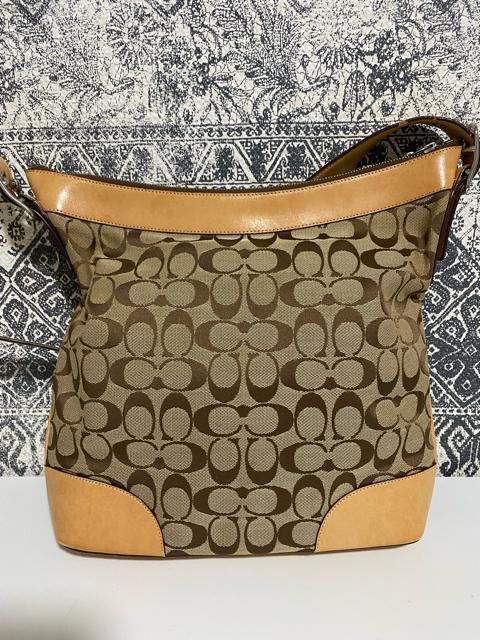 【美品】COACH コーチ シグネチャー キャンバス ショルダーバッグ ブラウン < ブランド  【美品】COACH コーチ シグネチャー キャンバス ショルダーバッグ ブラウン < ブランドの