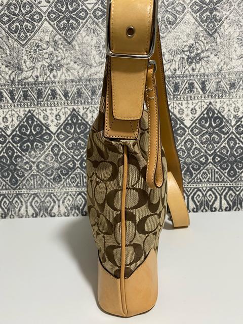 【美品】COACH コーチ シグネチャー キャンバス ショルダーバッグ ブラウン < ブランド  【美品】COACH コーチ シグネチャー キャンバス ショルダーバッグ ブラウン < ブランドの
