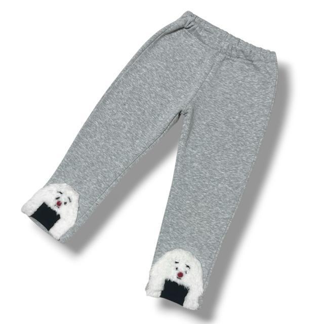 【mimorand/100】裾ファーおにぎりデザイン裏起毛スウェットパンツ < キッズ/ベビー 【mimorand/100】裾ファーおにぎりデザイン裏起毛スウェットパンツ < キッズ/ベビーの