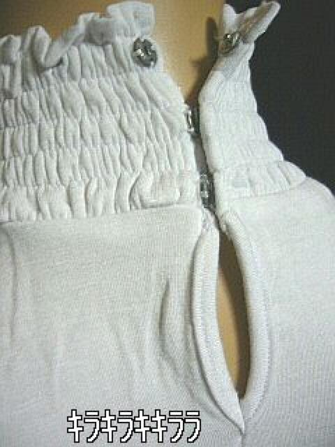 【Divas】《New》ゴールド2連ネックレス付★胸元刺繍カットソー<ホワイト> < ブランド 【Divas】《New》ゴールド2連ネックレス付★胸元刺繍カットソー<ホワイト> < ブランドの