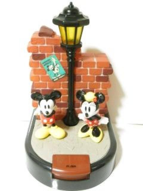●ロマンチック★ボタンを押すとミッキーとミニーがキス*ランプが点灯<キッス・イン・ランプ> < 家電/AV ●ロマンチック★ボタンを押すとミッキーとミニーがキス*ランプが点灯<キッス・イン・ランプ> < 家電/AVの