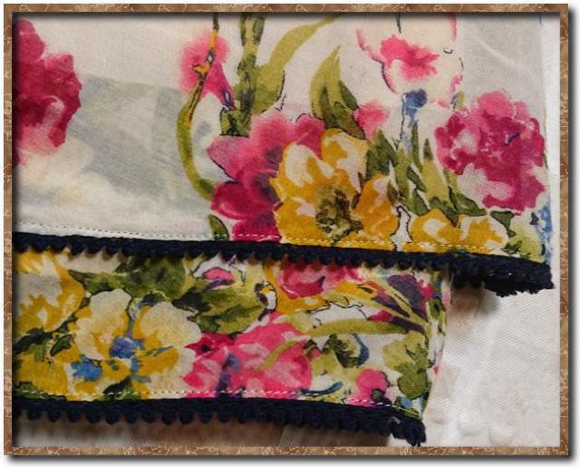 レストローズ リボン付き花柄スカート オフホワイト < ブランド レストローズ リボン付き花柄スカート オフホワイト < ブランドの