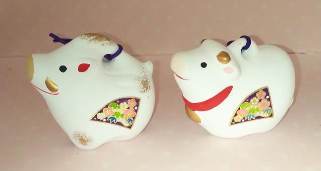 干支ミニ土鈴2個セット亥年猪、丑年牛高さ約6cm前後 < インテリア/ライフ 干支ミニ土鈴2個セット亥年猪、丑年牛高さ約6cm前後 < インテリア/ライフの