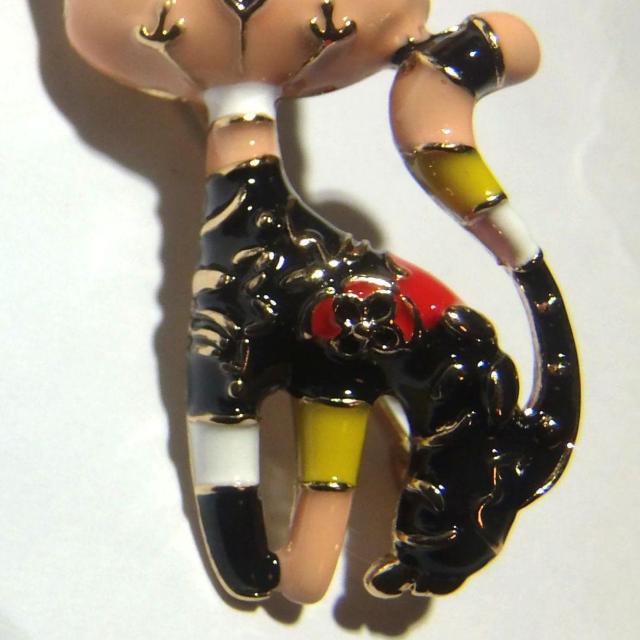 肌色 ネコ 猫 ネコ ねこ ピンブローチ ブローチ ピンバッジ バッジ ラペルピン < 女性アクセサリー/時計 肌色 ネコ 猫 ネコ ねこ ピンブローチ ブローチ ピンバッジ バッジ ラペルピン < 女性アクセサリー/時計の