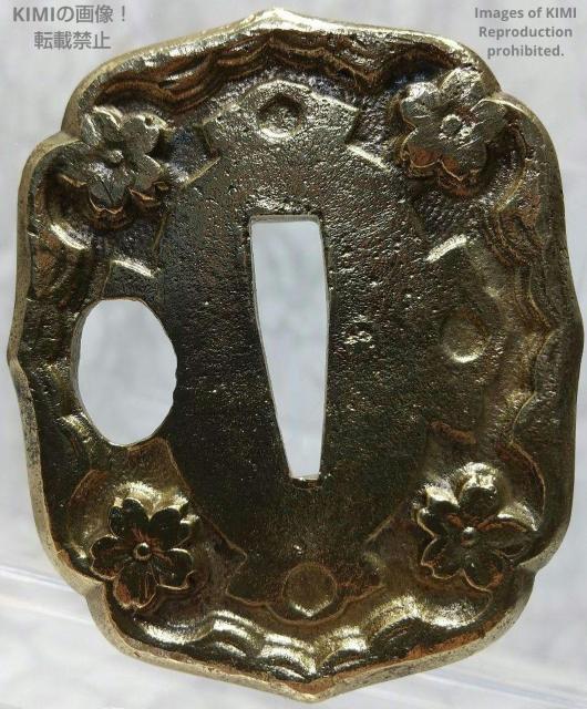 九八式軍刀の鍔 真鍮製 桜 九八式軍刀 B Gunto Tsuba 軍装美術 98式軍刀 旧日本軍 Type 98 miliのつば < インテリア/ライフ  九八式軍刀の鍔 真鍮製 桜 九八式軍刀 B Gunto Tsuba 軍装美術 98式軍刀 旧日本軍 Type 98 miliのつば < インテリア/ライフの