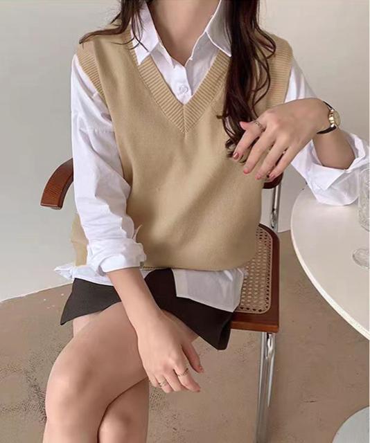送料無料 新品 ニットベスト Vネック 重ね着 春秋冬 < 女性ファッション  送料無料 新品 ニットベスト Vネック 重ね着 春秋冬 < 女性ファッションの