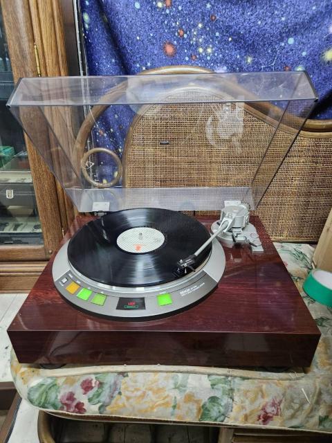 奇跡!レストア美品!カートリッジ新品DENON レコードプレーヤーDP-57M < 家電/AV  奇跡!レストア美品!カートリッジ新品DENON レコードプレーヤーDP-57M  < 家電/AVの