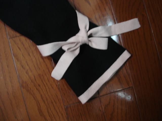 ★クイーンズコート 袖リボンデザインニット★着用2・3度!超激安! < ブランド ★クイーンズコート 袖リボンデザインニット★着用2・3度!超激安! < ブランドの