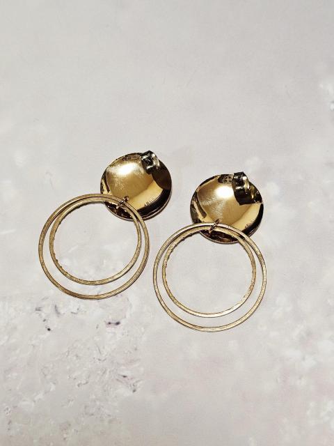 (252) 【新品】 ダブルサークル メタルスタッドピアス < 女性アクセサリー/時計 (252) 【新品】 ダブルサークル メタルスタッドピアス < 女性アクセサリー/時計の