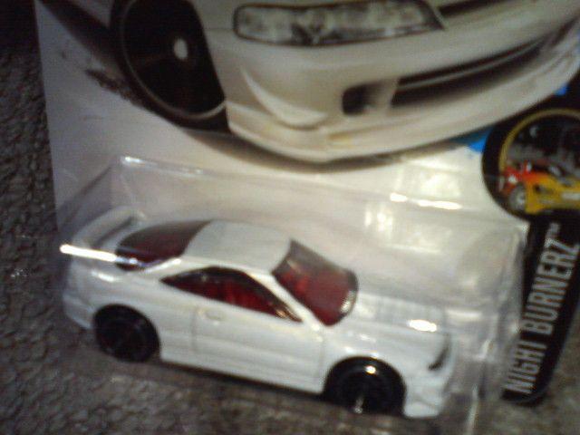 HW '16  �A�L����  �C���e�O��GSR'01 1st�@�� 2nd�J���[  �p�[���z���C�g �� �z�r�[�� 