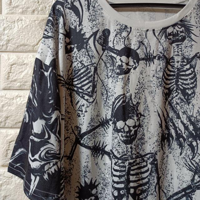 ROMWE★新品★男女兼用スケルトンフルプリント半袖T/L < 男性ファッション  ROMWE★新品★男女兼用スケルトンフルプリント半袖T/L < 男性ファッションの