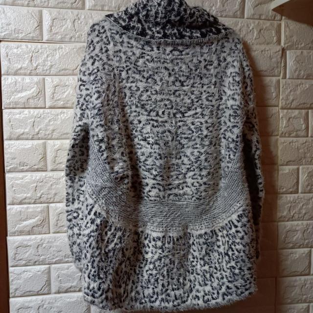 真里子の詩★新品★レオパ柄アシメシャギーボレロ < 女性ファッション  真里子の詩★新品★レオパ柄アシメシャギーボレロ < 女性ファッションの