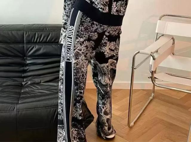 �Z�b�g�A�b�v�@�j�b�g�g�b�v�X�@�K�E�`���p���c  �Օ��@�傫���T�C�Y �� �����t�@�b�V������ 