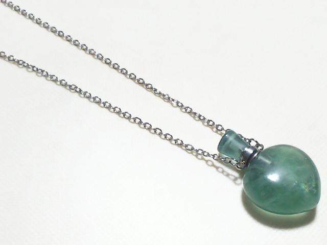 天然石★グリーンフローライト 香水瓶 ペンダント < 女性アクセサリー/時計 天然石★グリーンフローライト 香水瓶 ペンダント < 女性アクセサリー/時計の