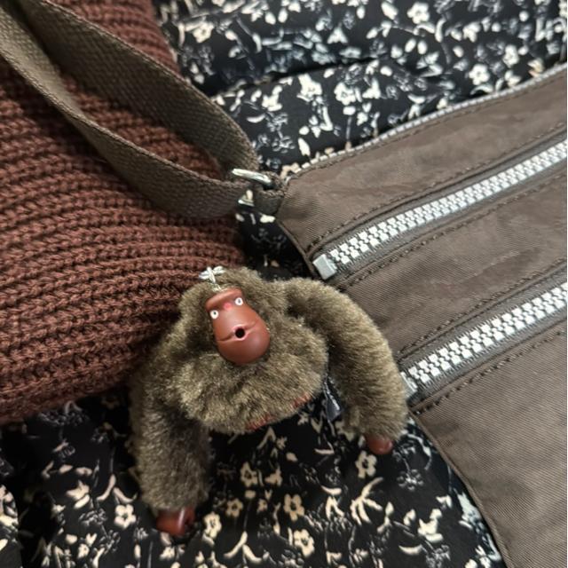 感謝を込めて★KIPLINGショルダーバック★ナチュラル系セットアップ★1000円スタート < ブランド 感謝を込めて★KIPLINGショルダーバック★ナチュラル系セットアップ★1000円スタート < ブランドの