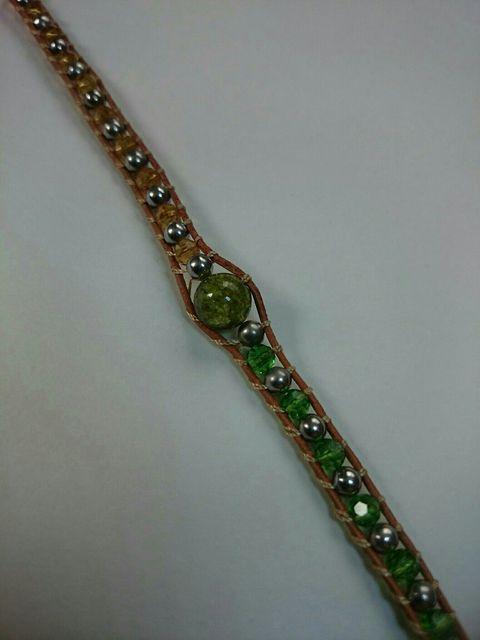 新品未使用☆天然石クラック水晶 本革ラップブレスレット★ < 女性アクセサリー/時計  新品未使用☆天然石クラック水晶 本革ラップブレスレット★ < 女性アクセサリー/時計の