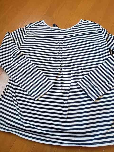 ☆新品同様☆クロロシスター☆ボーダー長袖カットソー☆36 < 女性ファッション  ☆新品同様☆クロロシスター☆ボーダー長袖カットソー☆36 < 女性ファッションの