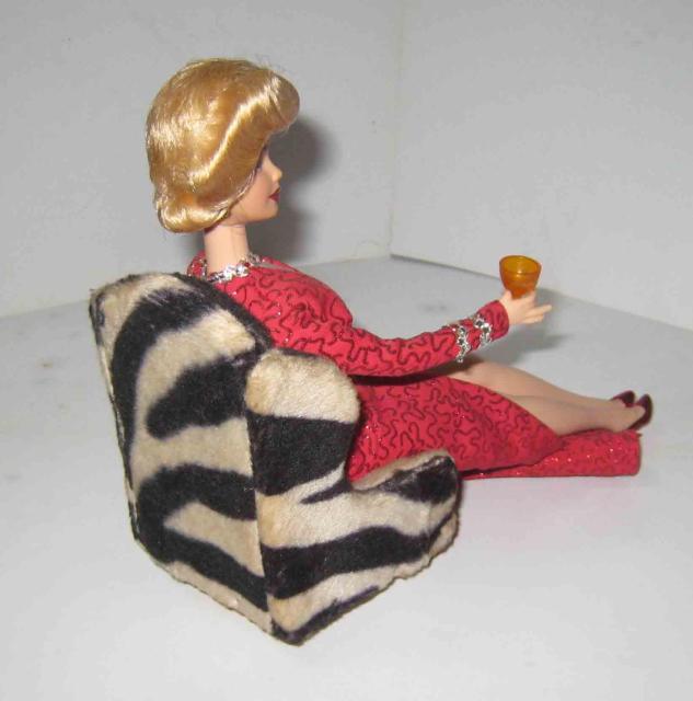 マリリン・モンロー 赤いロングドレスの バービー人形 USED < ホビー マリリン・モンロー 赤いロングドレスの バービー人形 USED < ホビーの