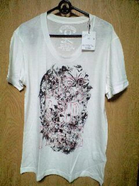 新品ROENロエン LOVE AND PEACEフラワースカルTシャツ 44 < ブランド  新品ROENロエン LOVE AND PEACEフラワースカルTシャツ 44  < ブランドの