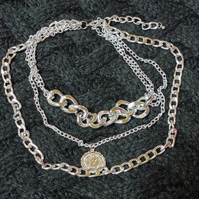 新品★コインデザイン3連ネックレス < 女性アクセサリー/時計  新品★コインデザイン3連ネックレス < 女性アクセサリー/時計の