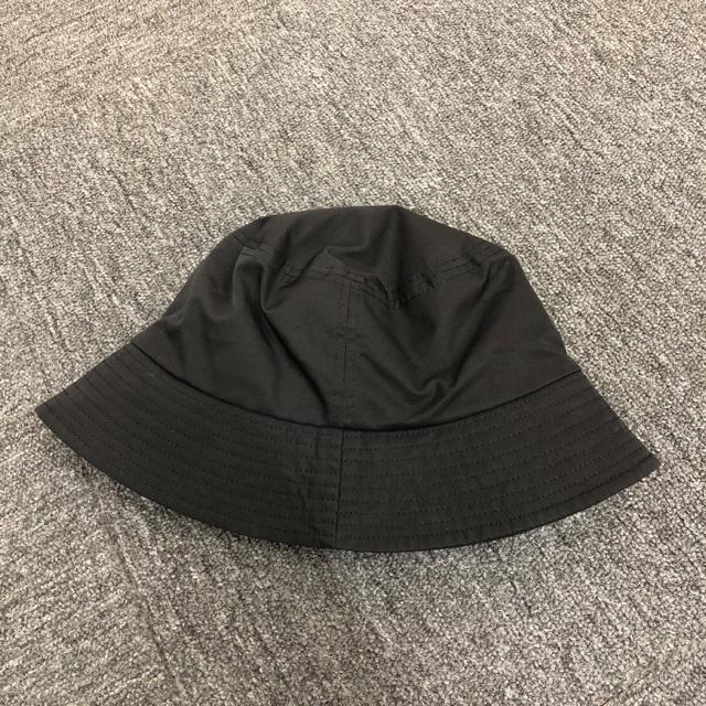 即決 GU ジーユー UVカットバケットハット ブラック < ブランド  即決 GU ジーユー UVカットバケットハット ブラック < ブランドの