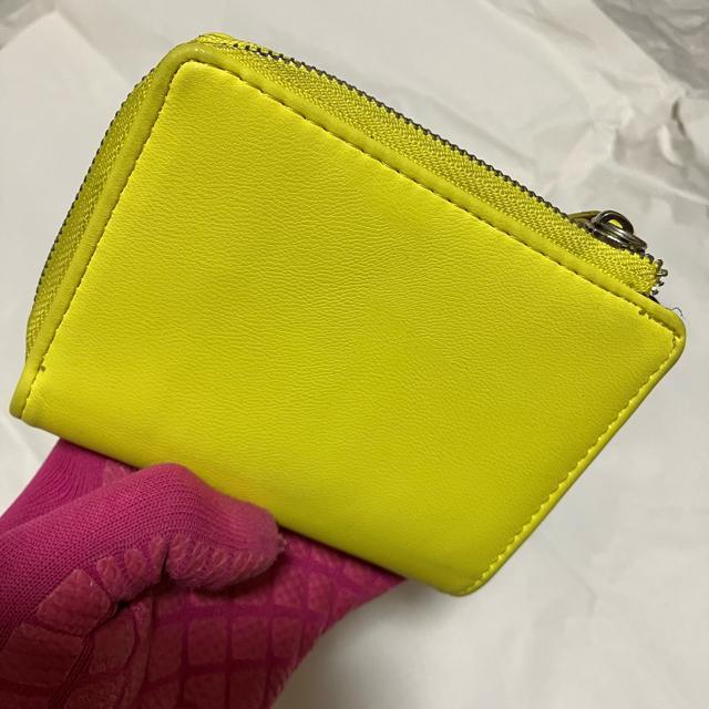 【OP / オーシャンパシフィック】 かわいいパッチ付き 二つ折り財布 イエロー < ブランド 【OP / オーシャンパシフィック】 かわいいパッチ付き 二つ折り財布 イエロー < ブランドの