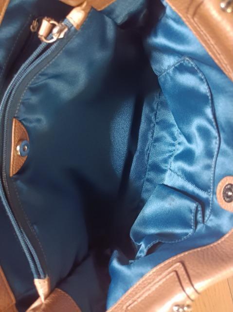 COACH★便利な三ツ口バッグ★肩掛けOK★ブラウンゴールド希少カラー★美品★コーチ★素敵ステキ★ < ブランド COACH★便利な三ツ口バッグ★肩掛けOK★ブラウンゴールド希少カラー★美品★コーチ★素敵ステキ★ < ブランドの