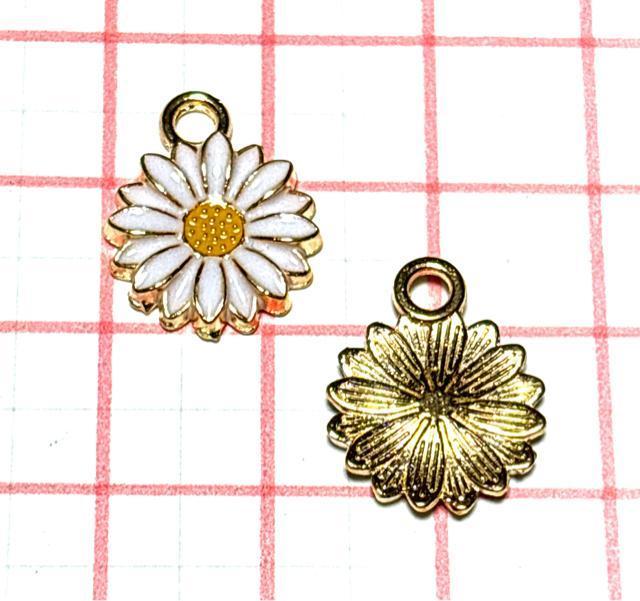 515 マーガレット系のお花 白2個 植物 金属チャーム エナメルパーツ < ペット/手芸/園芸 515 マーガレット系のお花 白2個 植物 金属チャーム エナメルパーツ < ペット/手芸/園芸の
