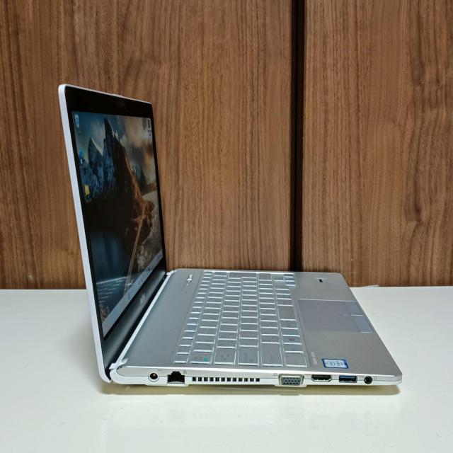 �m�[�gPC LIFEBOOK Corei5 ������8GB SSD256GB Web�J���� DVD Windows11 Office �� PC�{��/���Ӌ@��� 