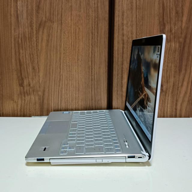�m�[�gPC LIFEBOOK Corei5 ������8GB SSD256GB Web�J���� DVD Windows11 Office �� PC�{��/���Ӌ@��� 