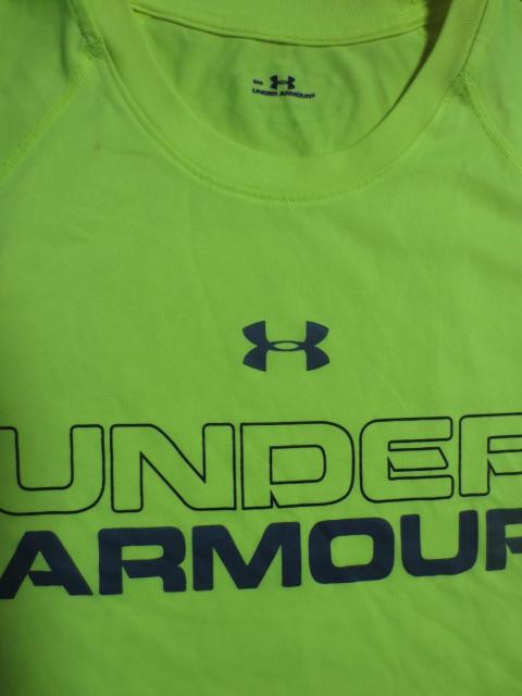 UNDER  ARMOUR  アンダーアーマー ポリエステル 半袖 Tシャツ SM < ブランド  UNDER  ARMOUR  アンダーアーマー ポリエステル 半袖 Tシャツ SM < ブランドの