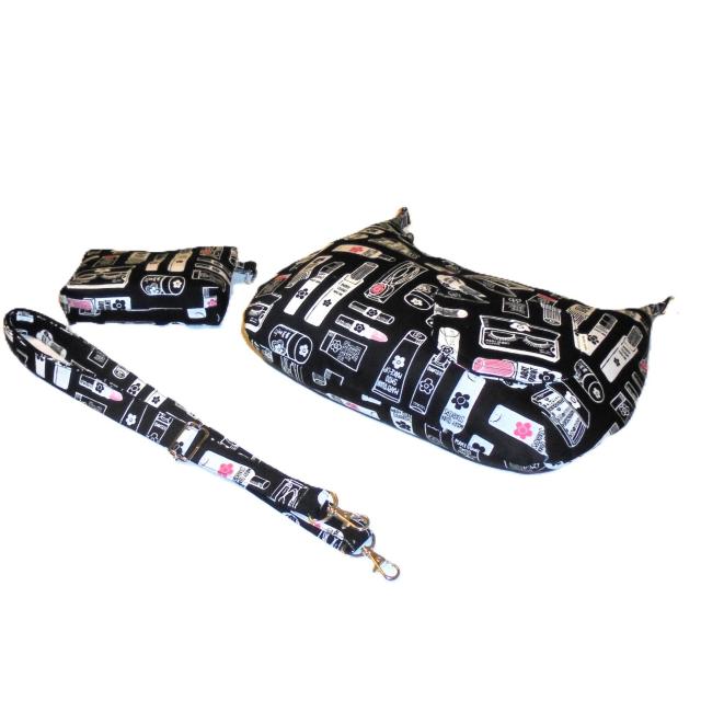 【中サイズ】◆MARY QUANT◆マリークワント・コスメ×黒地◆ファスナーショルダー&ポーチA点セット < 女性ファッション 【中サイズ】◆MARY QUANT◆マリークワント・コスメ×黒地◆ファスナーショルダー&ポーチA点セット < 女性ファッションの