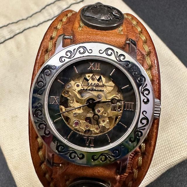 *極美品【SAAD】 機械式自動巻 彫銀装飾 裏スケ メンズウォッチ < 男性アクセサリー/時計 *極美品【SAAD】 機械式自動巻 彫銀装飾 裏スケ メンズウォッチ < 男性アクセサリー/時計の