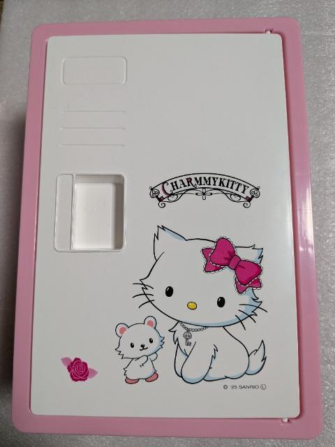 �T�����I�L�����N�^�[�Y���b�J�[�{�b�N�X�n���[�L�e�B  �� ��������� 