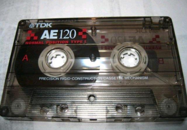 �g�p�ς� ���� TDK AE120�� �J�Z�b�g�e�[�v 1�{ Type1 �m�[�}�� �܂���  �� CD/DVD/�r�f�I�� 