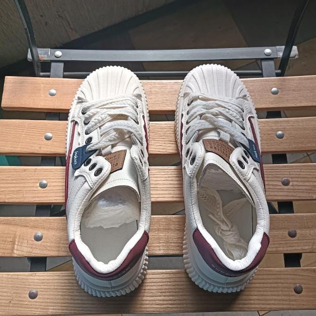 新品 25cm レディース スニーカー ホワイト シューズ 靴 ローカット < 女性ファッション 新品 25cm レディース スニーカー ホワイト シューズ 靴 ローカット < 女性ファッションの