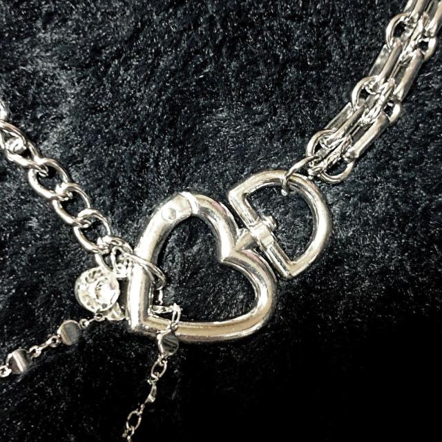 新品★ハートデコレーションラインストーンが揺れるネックレス < 女性アクセサリー/時計  新品★ハートデコレーションラインストーンが揺れるネックレス < 女性アクセサリー/時計の