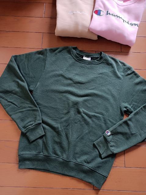 Champion★ロゴなしシンプル裏起毛トレーナー★新品同様★深緑★男女OK★チャンピオン★渋い★ < 男性ファッション Champion★ロゴなしシンプル裏起毛トレーナー★新品同様★深緑★男女OK★チャンピオン★渋い★ < 男性ファッションの