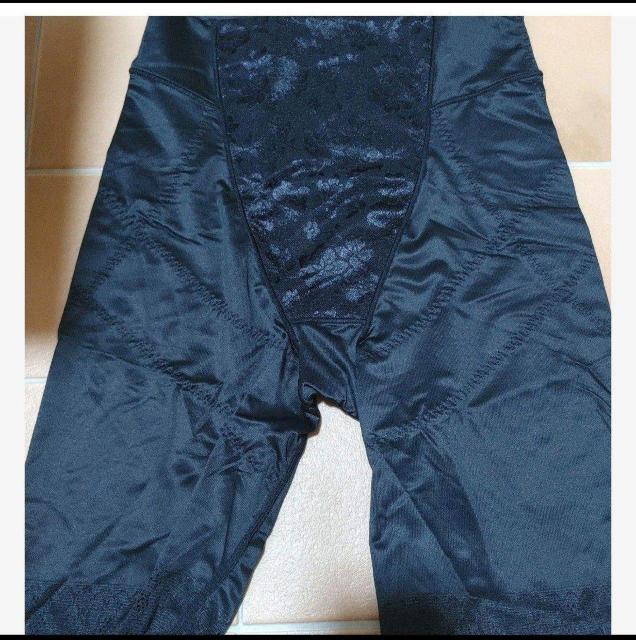 ���g�p�i�@���������́@���ՃX�����V���[�c �@HOT �u���b�N�@�T�C�Y5L